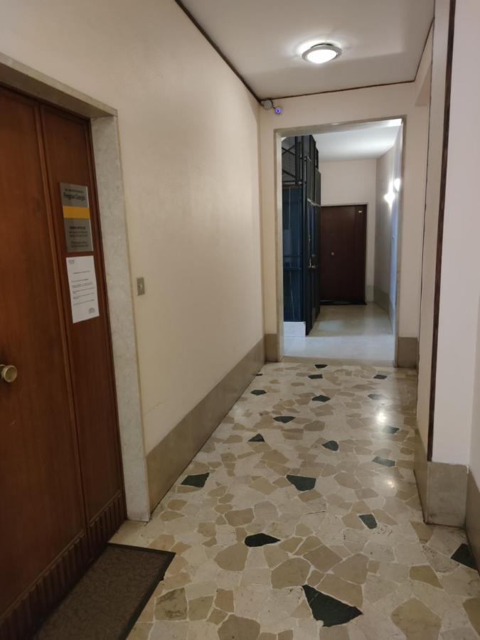 Appartamento Emmerosa, Centro Citta, Parcheggio Verona Bagian luar foto