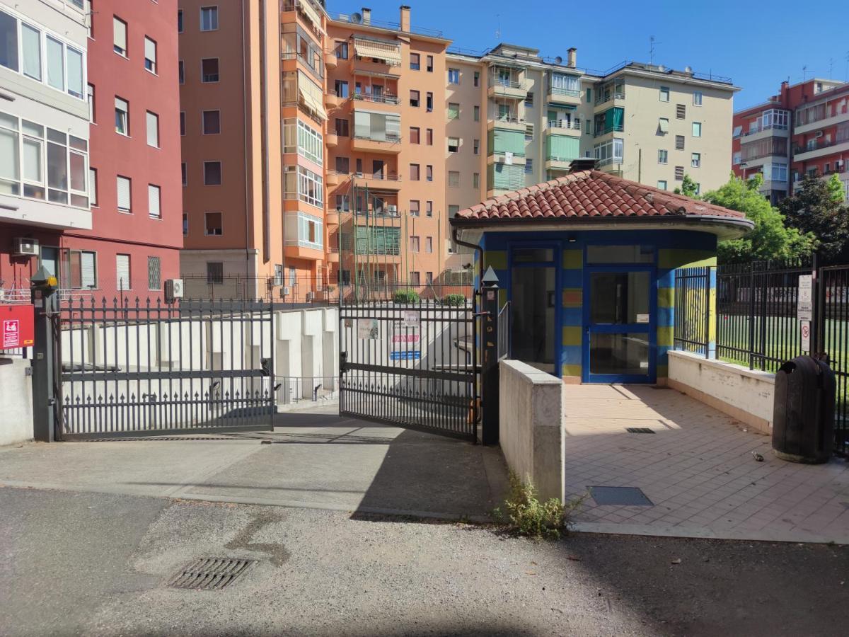 Appartamento Emmerosa, Centro Citta, Parcheggio Verona Bagian luar foto